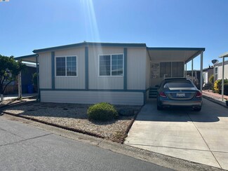 711 Old Canyon Rd Unit 56, Fremont, CA 94536