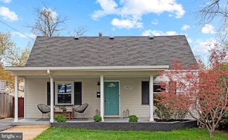 2837 Cameron Rd, Falls Church, VA 22042