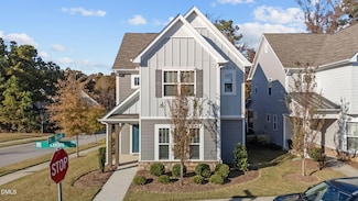 128 Canford Way, Holly Springs, NC 27540