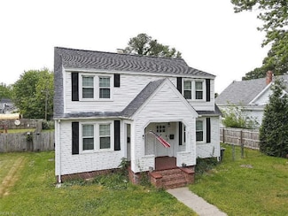 69 Greenbriar Ave, Hampton, VA 23661