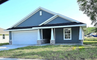 281 Silver Palm Dr, Lake City, FL 32024