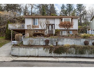 1820 E 16th St, the Dalles, OR 97058