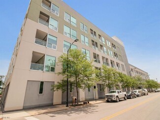 111 10th St Unit 317, Des Moines, IA 50309