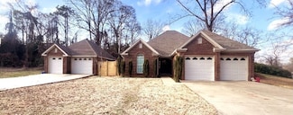 800 Old Lee Hwy, Tuscumbia, AL 35674
