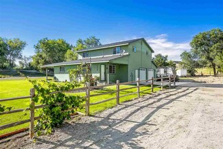 2378 Lower Pond Ln, Homedale, ID 83628