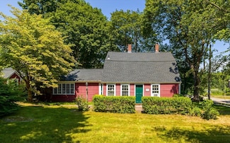 39 Worcester St, Grafton, MA 01519
