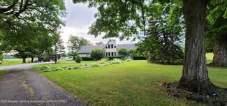 300 N Onondaga Rd, Mason, MI 48854
