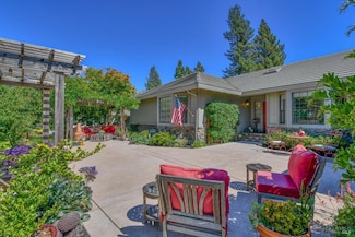3489 Westminster Way, Napa, CA 94558