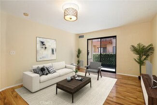 6815 Remmet Ave Unit 224, Canoga Park, CA 91303
