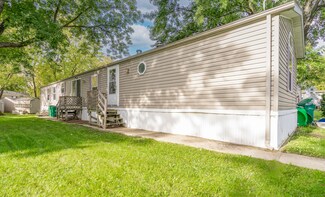 18 Birch St, Minooka, IL 60447