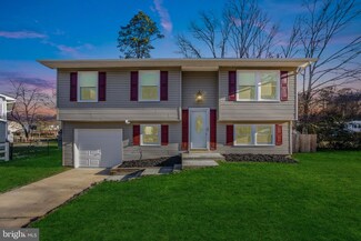 775 University Dr, Waldorf, MD 20602