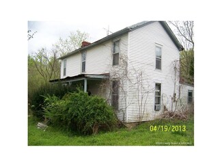 4820 Rogers Campground Rd SE, Elizabeth, IN 47117