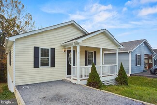 511 B St Unit A, Staunton, VA 24401