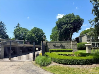 1111 N Old Woodward Ave Unit 4, Birmingham, MI 48009