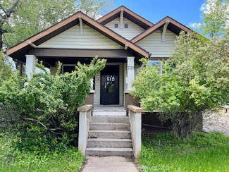 709 Arapahoe St, Thermopolis, WY 82443