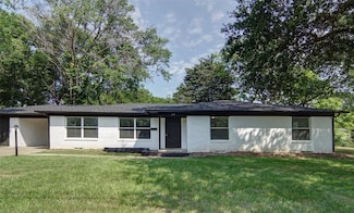 619 9th St, Terrell, TX 75160