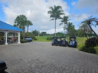 33 Deer Creek Rd Unit D105, Deerfield Beach, FL 33442