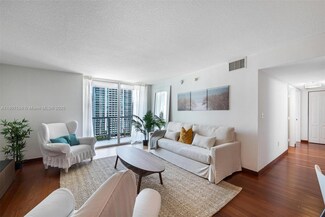 1200 Brickell Bay Dr Unit 2824, Miami, FL 33131