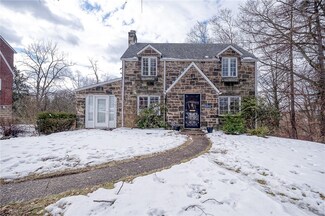 11512 Clematis Blvd, Pittsburgh, PA 15235
