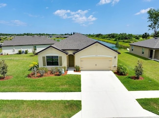 5310 Imagination Dr, Fort Pierce, FL 34947