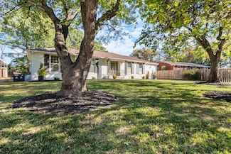 325 Glenpark Dr, Nashville, TN 37217