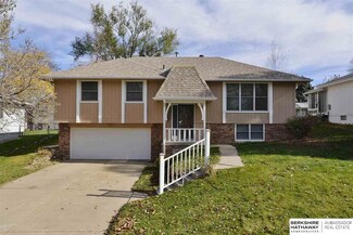 6621 S 85th Ave, Omaha, NE 68127