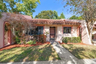 9747 86th Ave, Seminole, FL 33777