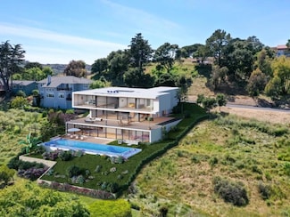 124 Mission Dr, Mill Valley, CA 94941