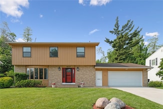 407 Parkland Dr SE, Cedar Rapids, IA 52403