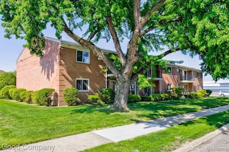 19585 Masonic Blvd Unit 21, Roseville, MI 48066