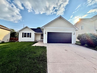 1590 Nine Iron Dr, West Des Moines, IA 50266