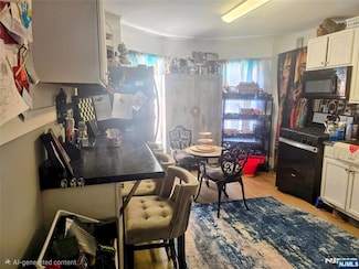 19 Rossmore Place Unit 2, Belleville, NJ 07109