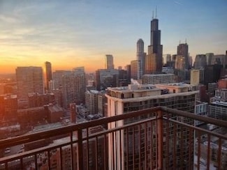 41 E 8th St Unit 3006, Chicago, IL 60605