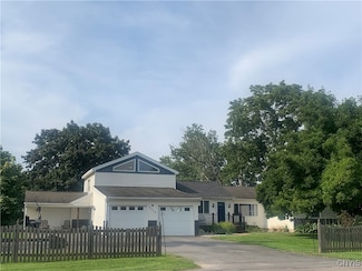 8713 Oswego Rd, Baldwinsville, NY 13027