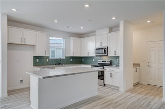 2571 Regency Cove Ct, Las Vegas, NV 89121