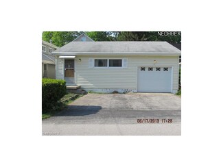 93 Longacre Ln, Chippewa Lake, OH 44215