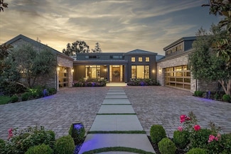 747 Arroyo Rd, Los Altos, CA 94024