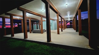 23111 Marina Dr, Galveston, TX 77554