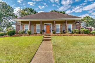 9906 Crooked Creek Cir, Byram, MS 39272