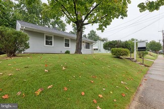 1002 Shelby Dr, Oxon Hill, MD 20745