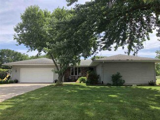 201 NW Baker Dr, Keota, IA 52248