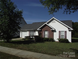 3631 Joel Turner Dr, Charlotte, NC 28216