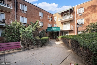 1600 Church Rd Unit A211, Wyncote, PA 19095