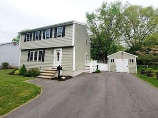 15 Northside Ct, Haverhill, MA 01830