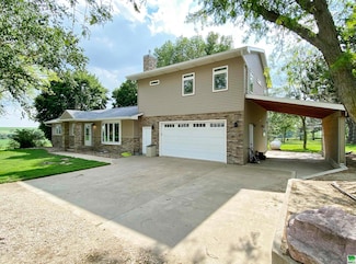 37312 200th St, Le Mars, IA 51031