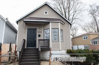 5225 S Emerald Ave, Chicago, IL 60609