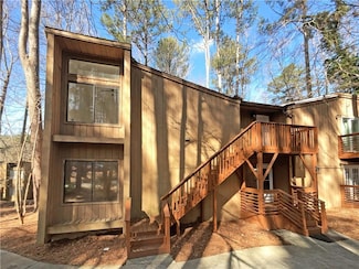 5780 Par Four Ct, Lithonia, GA 30038