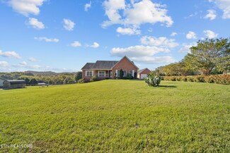 745 Rosa Way, Lenoir City, TN 37772