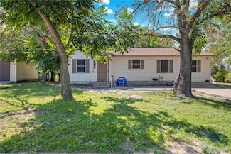 8417 Omaha Dr, Fort Worth, TX 76108