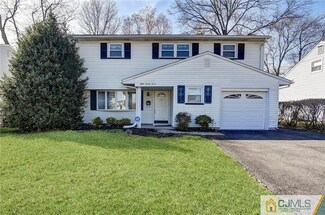 827 Jennetty Ct, Perth Amboy, NJ 08861